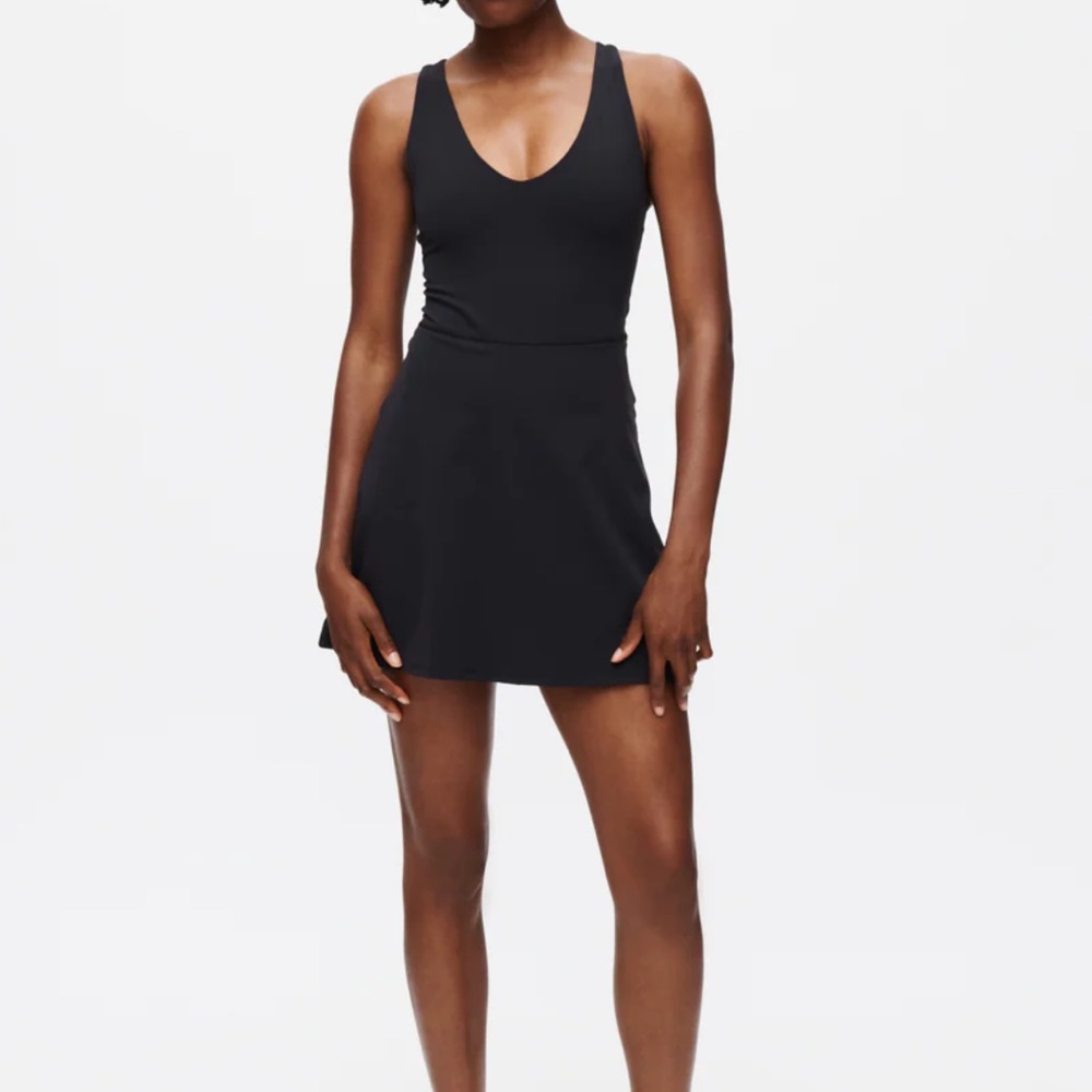 OV Volley Dress